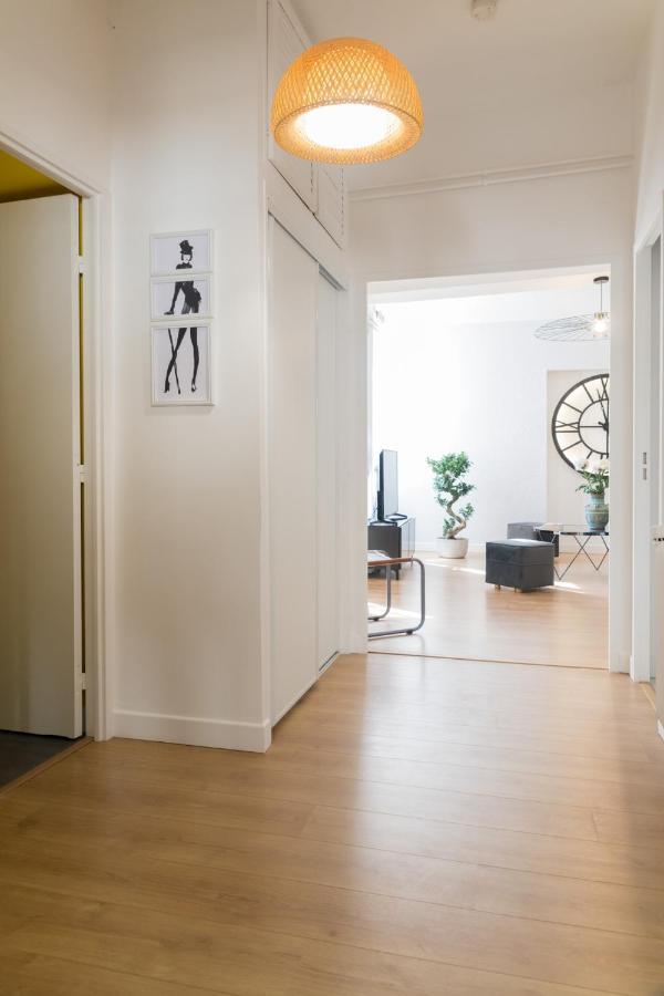 Le Palais Du Chene Noir - Hypercentre - Calme - Wifi Gratuit Apartment อาวีญง ภายนอก รูปภาพ
