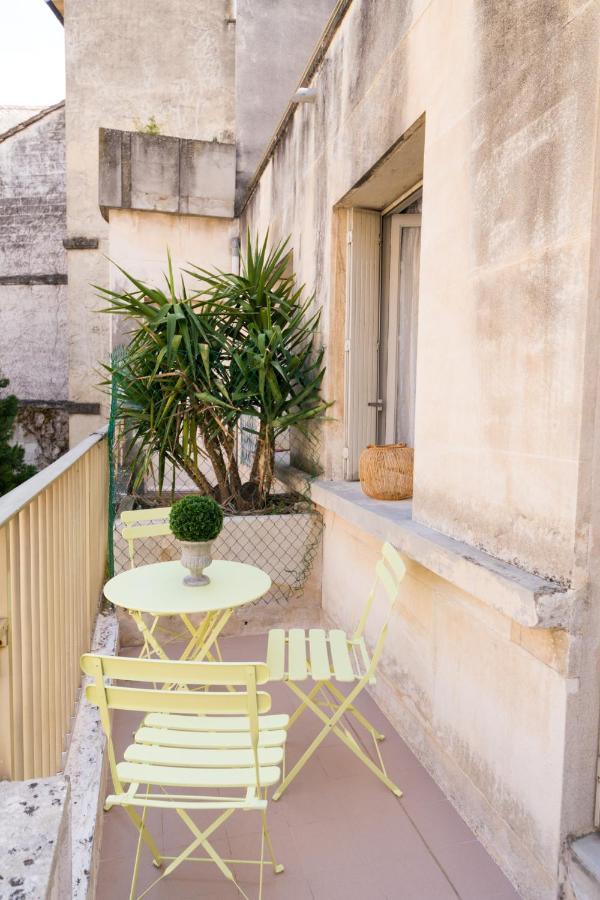 Le Palais Du Chene Noir - Hypercentre - Calme - Wifi Gratuit Apartment อาวีญง ภายนอก รูปภาพ