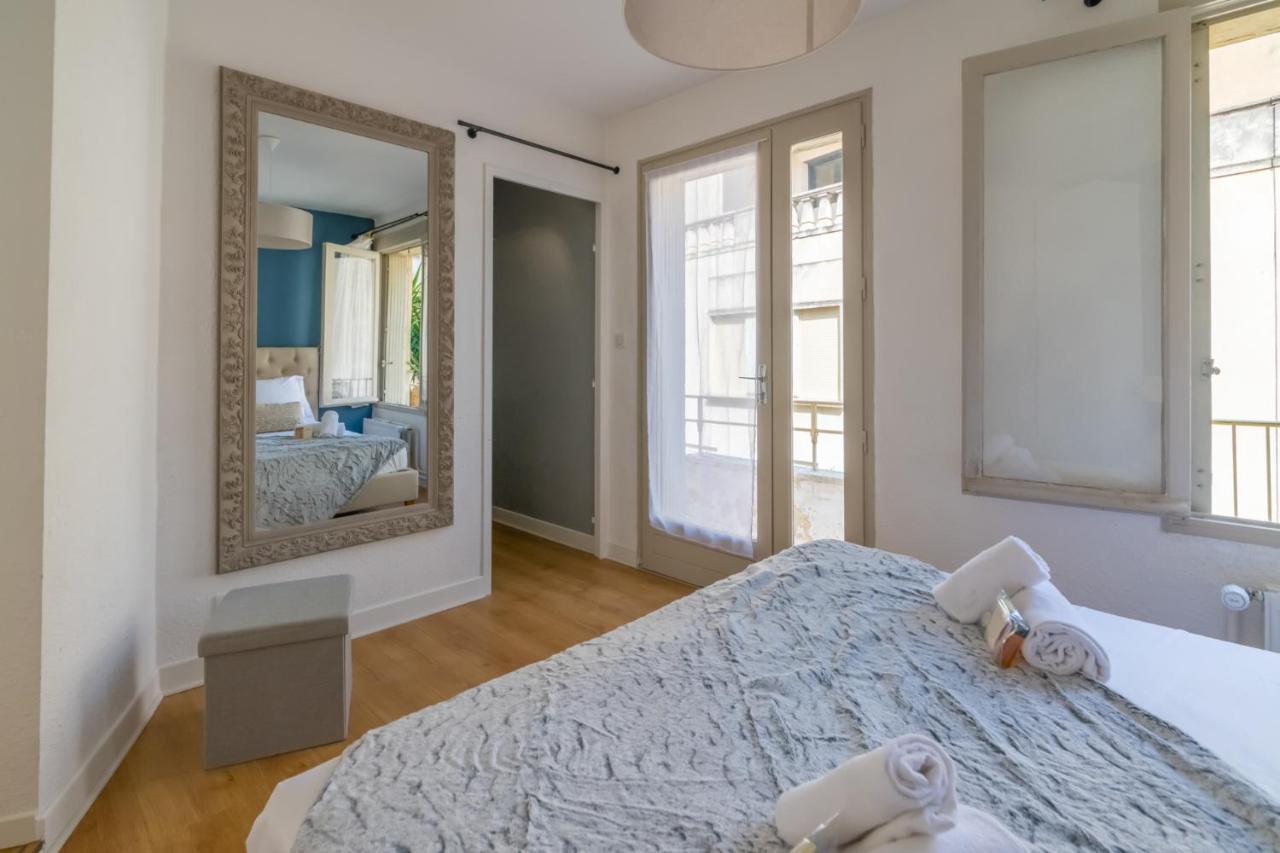 Le Palais Du Chene Noir - Hypercentre - Calme - Wifi Gratuit Apartment อาวีญง ภายนอก รูปภาพ